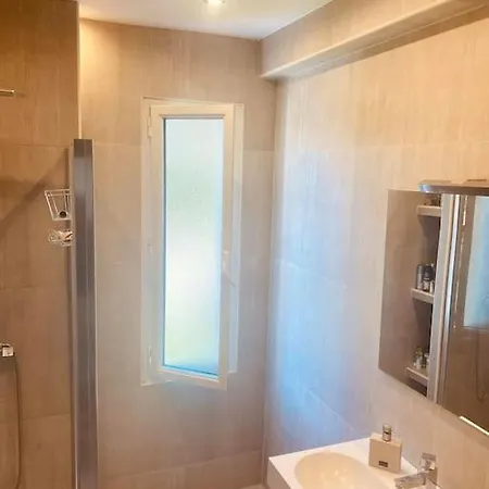 Grand 3 Pieces Avec Parking A Cimiez *